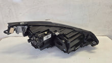 Laden Sie das Bild in den Galerie-Viewer, Frontscheinwerfer VW Golf VIII 5H1941059Q LED Links Scheinwerfer Headlight SCH8261108584la