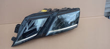 Laden Sie das Bild in den Galerie-Viewer, Frontscheinwerfer Skoda Octavia III 5E1941015D 030110423100 Links Headlight SCH8261911402kg