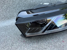 Laden Sie das Bild in den Galerie-Viewer, Frontscheinwerfer Skoda Octavia IV 5E4941015B Links Scheinwerfer Headlight SCH8262038441ba