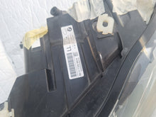 Load image into Gallery viewer, Frontscheinwerfer BMW E91 E90 7202583 Links Scheinwerfer Headlight SCH8262056140jr