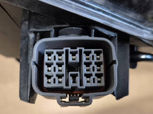 Laden Sie das Bild in den Galerie-Viewer, Frontscheinwerfer Mazda 2 Dj D43N-51040 Links Scheinwerfer Headlight SCH8264007696bq