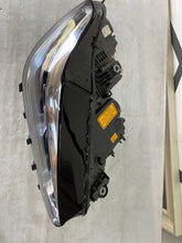 Load image into Gallery viewer, Frontscheinwerfer BMW X5 G05 G06 9481790-09 Laser Rechts Scheinwerfer Headlight SCH8270670829yi