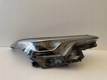Laden Sie das Bild in den Galerie-Viewer, Frontscheinwerfer Toyota Chr C-Hr 81110F4170 Rechts Scheinwerfer Headlight SCH8277250707dr