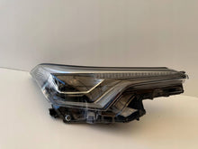Laden Sie das Bild in den Galerie-Viewer, Frontscheinwerfer Toyota Chr C-Hr 81110F4170 Rechts Scheinwerfer Headlight SCH8277250707dr
