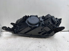 Laden Sie das Bild in den Galerie-Viewer, Frontscheinwerfer Skoda Fabia I 6V1941016D Rechts Scheinwerfer Headlight SCH8278858260et