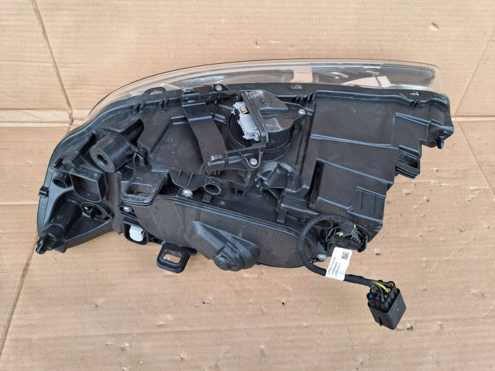 Frontscheinwerfer Volvo V60 S60 31420262 31420108 Ein Satz Headlight SCH8283103440px