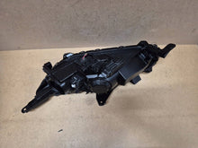 Laden Sie das Bild in den Galerie-Viewer, Frontscheinwerfer Mitsubishi L200 8301D378 Rechts Scheinwerfer Headlight SCH8284775364hn