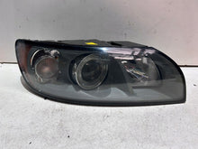 Laden Sie das Bild in den Galerie-Viewer, Frontscheinwerfer Volvo S40 30698604 Rechts Scheinwerfer Headlight SCH8286326792rk
