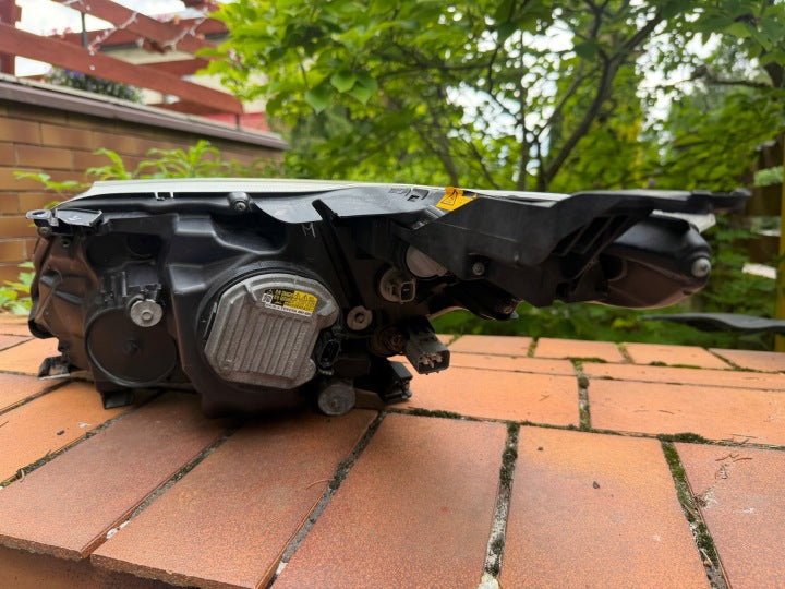 Frontscheinwerfer Toyota Avensis 120630 Rechts Scheinwerfer Headlight SCH8288005132ox