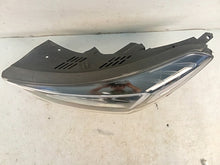Laden Sie das Bild in den Galerie-Viewer, Frontscheinwerfer Hyundai Tucson 92101-D7700 Links Scheinwerfer Headlight SCH8291620842ln