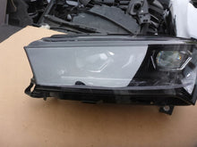 Laden Sie das Bild in den Galerie-Viewer, Frontscheinwerfer Skoda Enyaq 5LB941015H Links Scheinwerfer Headlight SCH8295035025gc