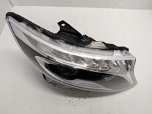 Laden Sie das Bild in den Galerie-Viewer, Frontscheinwerfer Mercedes-Benz W447 A4479060101 A4479061501 Full LED Ein Satz SCH8296590586gi