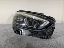 Laden Sie das Bild in den Galerie-Viewer, Frontscheinwerfer Mercedes-Benz W206 A2069068204 LED Rechts Headlight SCH8297561768zo