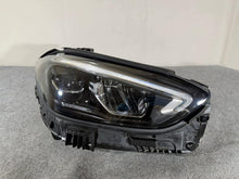 Laden Sie das Bild in den Galerie-Viewer, Frontscheinwerfer Mercedes-Benz W206 A2069068204 LED Rechts Headlight SCH8297561768zo
