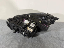 Laden Sie das Bild in den Galerie-Viewer, Frontscheinwerfer Mercedes-Benz W206 A2069068204 LED Rechts Headlight SCH8297561768zo