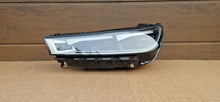 Laden Sie das Bild in den Galerie-Viewer, Frontscheinwerfer BMW IX 5A3CEA1 Links Scheinwerfer Headlight SCH8299367489rf