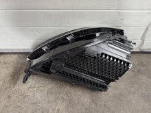 Laden Sie das Bild in den Galerie-Viewer, Frontscheinwerfer VW 57L941059 Links Scheinwerfer Headlight SCH8300115054ga