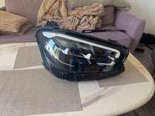 Laden Sie das Bild in den Galerie-Viewer, Frontscheinwerfer Mercedes-Benz W213 A2139067609 Rechts Scheinwerfer Headlight SCH8302543453nn