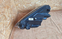 Laden Sie das Bild in den Galerie-Viewer, Frontscheinwerfer VW Taigo 2G7941006A LED Rechts Scheinwerfer Headlight SCH8310535008uk