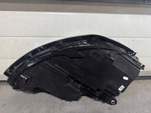 Load image into Gallery viewer, Frontscheinwerfer VW Passat 3J1941035 LED Links Scheinwerfer Headlight SCH8312291693ew