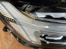 Laden Sie das Bild in den Galerie-Viewer, Frontscheinwerfer Volvo Xc60 II 31656616 LED Rechts Scheinwerfer Headlight SCH8314414060rr