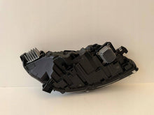 Laden Sie das Bild in den Galerie-Viewer, Frontscheinwerfer Tesla 3 176088800H Links Scheinwerfer Headlight SCH8316331105hb