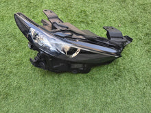 Laden Sie das Bild in den Galerie-Viewer, Frontscheinwerfer Mazda 3 BCJH51030 Rechts Scheinwerfer Headlight SCH8316467406qe