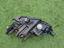 Laden Sie das Bild in den Galerie-Viewer, Frontscheinwerfer Mazda 3 BCJH51030 Rechts Scheinwerfer Headlight SCH8316467406qe