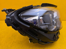 Laden Sie das Bild in den Galerie-Viewer, Frontscheinwerfer Mercedes-Benz W213 A2139061605 LED Rechts Headlight SCH8326875531vb