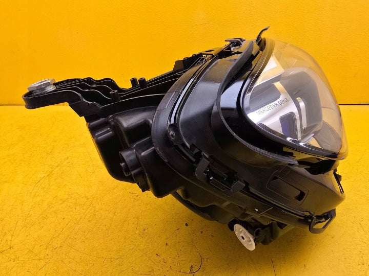 Frontscheinwerfer Mercedes-Benz W213 A2139061605 LED Rechts Headlight SCH8326875531vb