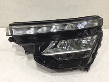 Laden Sie das Bild in den Galerie-Viewer, Frontscheinwerfer Skoda Kamiq 665941015B LED Links Scheinwerfer Headlight SCH8333814020qs