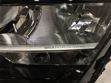 Laden Sie das Bild in den Galerie-Viewer, Frontscheinwerfer Skoda Kamiq 665941015B LED Links Scheinwerfer Headlight SCH8333814020qs
