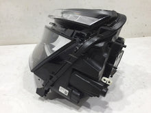 Laden Sie das Bild in den Galerie-Viewer, Frontscheinwerfer Skoda Kamiq 665941015B LED Links Scheinwerfer Headlight SCH8333814020qs