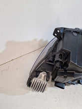 Laden Sie das Bild in den Galerie-Viewer, Frontscheinwerfer Volvo Xc40 32342457 Rechts Scheinwerfer Headlight SCH8336600150xc
