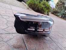 Laden Sie das Bild in den Galerie-Viewer, Frontscheinwerfer Opel Crossland 39052147 90070850 Full LED Links Headlight SCH8339407589sd