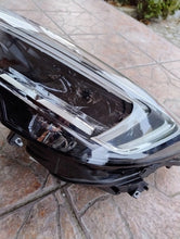 Laden Sie das Bild in den Galerie-Viewer, Frontscheinwerfer Opel Crossland 39052147 90070850 Full LED Links Headlight SCH8339407589sd