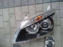 Laden Sie das Bild in den Galerie-Viewer, Frontscheinwerfer Isuzu D-Max I 855-ISU Links Scheinwerfer Headlight SCH8340786942vh