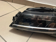 Laden Sie das Bild in den Galerie-Viewer, Frontscheinwerfer Skoda Superb III 3V1941015E Full LED Links Headlight SCH8341880178ve