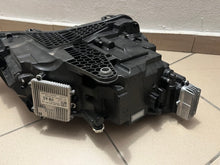 Laden Sie das Bild in den Galerie-Viewer, Frontscheinwerfer Skoda Superb III 3V1941015E Full LED Links Headlight SCH8341880178ve