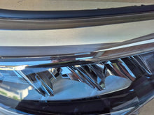 Laden Sie das Bild in den Galerie-Viewer, Frontscheinwerfer Toyota C-Hr 81110F41800 Rechts Scheinwerfer Headlight SCH8345102468eg