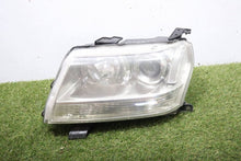 Load image into Gallery viewer, Frontscheinwerfer Suzuki Grand Vitara II 10059079 Links Scheinwerfer Headlight SCH8347522740zw