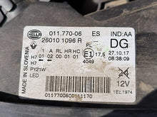 Laden Sie das Bild in den Galerie-Viewer, Frontscheinwerfer Renault Kadjar 260101096R Rechts Scheinwerfer Headlight SCH8349789863jw
