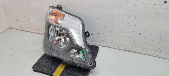 Frontscheinwerfer Mercedes-Benz Sprinter 906 A9068205700 1ED01103042 Rechts SCH8352111540ki