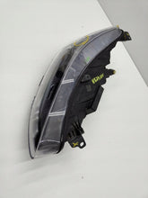 Laden Sie das Bild in den Galerie-Viewer, Frontscheinwerfer Ford Focus NX7B-13E016-AK Full LED Rechts Headlight SCH8355463703ji