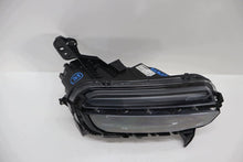 Laden Sie das Bild in den Galerie-Viewer, Frontscheinwerfer Jeep 52218717 Rechts Scheinwerfer Headlight SCH8356218681py