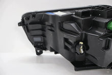 Laden Sie das Bild in den Galerie-Viewer, Frontscheinwerfer Jeep 52218717 Rechts Scheinwerfer Headlight SCH8356218681py