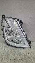 Laden Sie das Bild in den Galerie-Viewer, Frontscheinwerfer Volvo I 23752794 Rechts Scheinwerfer Headlight SCH8356805148on