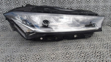 Load image into Gallery viewer, Frontscheinwerfer Skoda Superb I 3P1941016 Full LED Rechts Headlight SCH8358240230hb