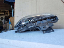 Laden Sie das Bild in den Galerie-Viewer, Frontscheinwerfer Renault Scenic 260106928R Rechts Scheinwerfer Headlight SCH8358579868ua
