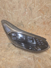 Load image into Gallery viewer, Frontscheinwerfer Kia Sportage IV 92102F1500 LED Rechts Scheinwerfer Headlight SCH8360463699zb